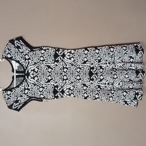 Elle Black & White Patterned Sleeveless Sweater Dress S